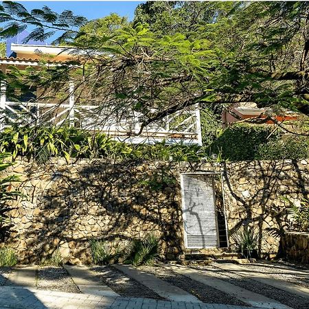 Casas Com Jacuzzi E Churrasqueira A 500 Metros Da Praia Do Pereque Na איליה-בלה מראה חיצוני תמונה