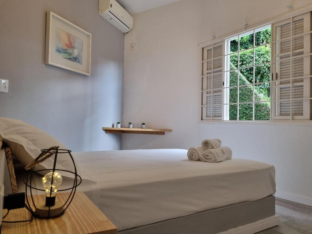 Casas Com Jacuzzi E Churrasqueira A 500 Metros Da Praia Do Pereque Na איליה-בלה מראה חיצוני תמונה