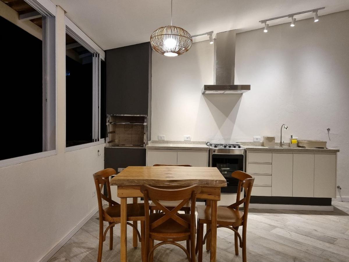 Casas Com Jacuzzi E Churrasqueira A 500 Metros Da Praia Do Pereque Na איליה-בלה מראה חיצוני תמונה